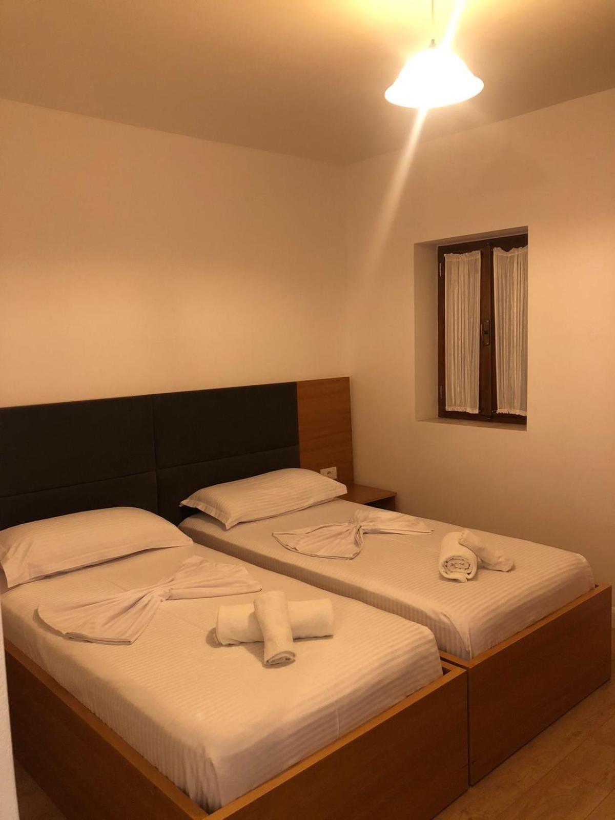 Hotel Kaso Ervehe Përmet 外观 照片