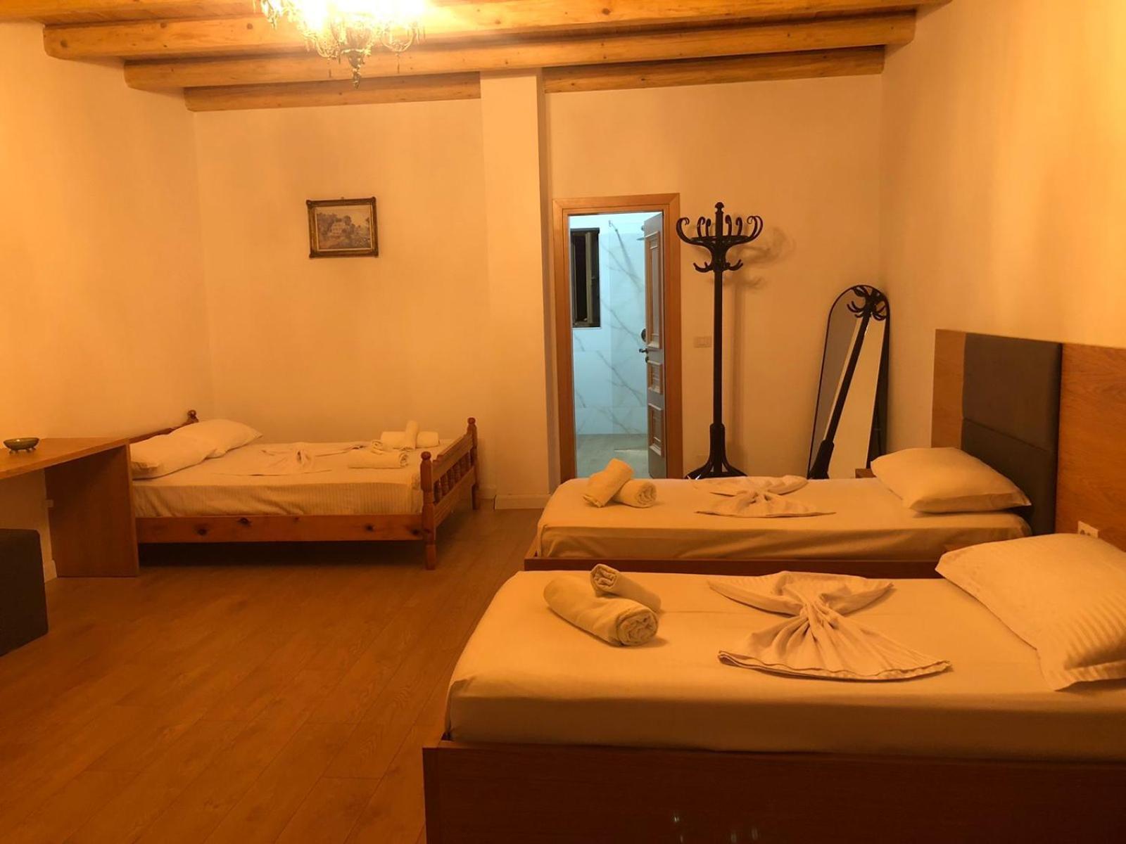 Hotel Kaso Ervehe Përmet 外观 照片